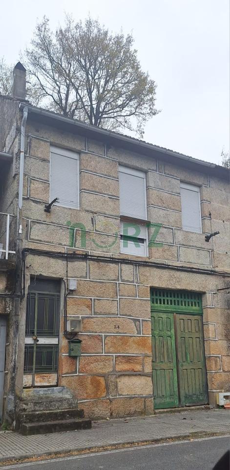 CASA PIEDRA  PEQUEÑA