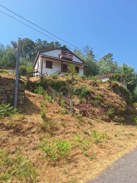 CASA CON FINCA CARBALLEDA AVIA