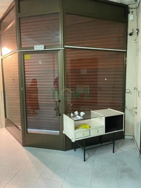 Local comercial en la zona del Puente